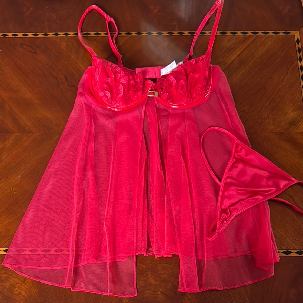 Elegant Red Lingerie Set